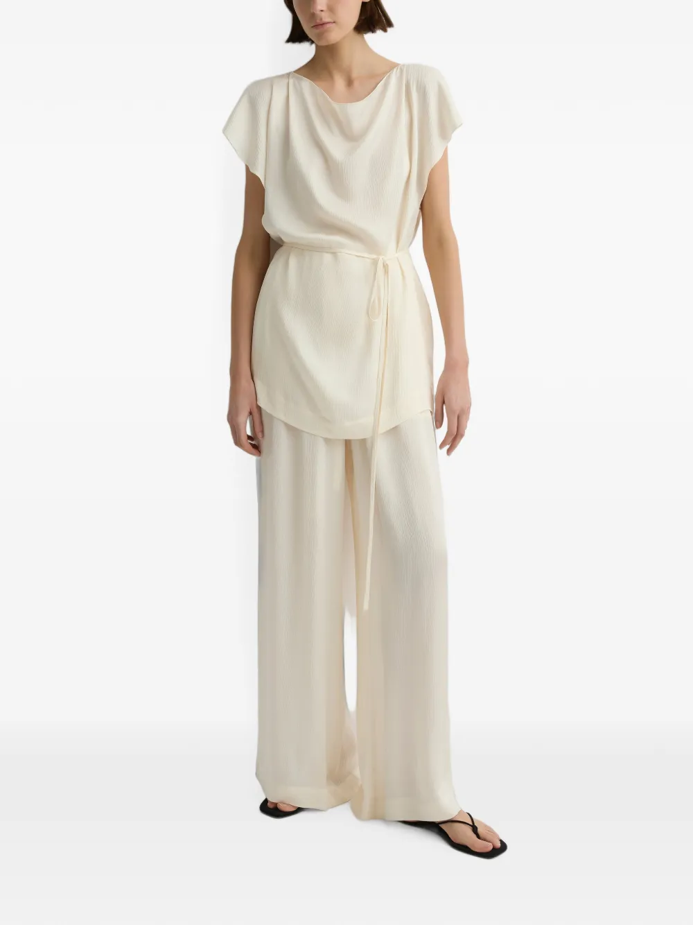 BONDI BORN Ardea Luxe gehamerde broek Beige