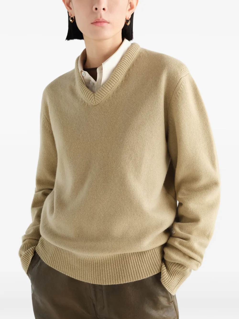 LEMAIRE V-neck Sweater in Cashmere in Neutrals, view 4