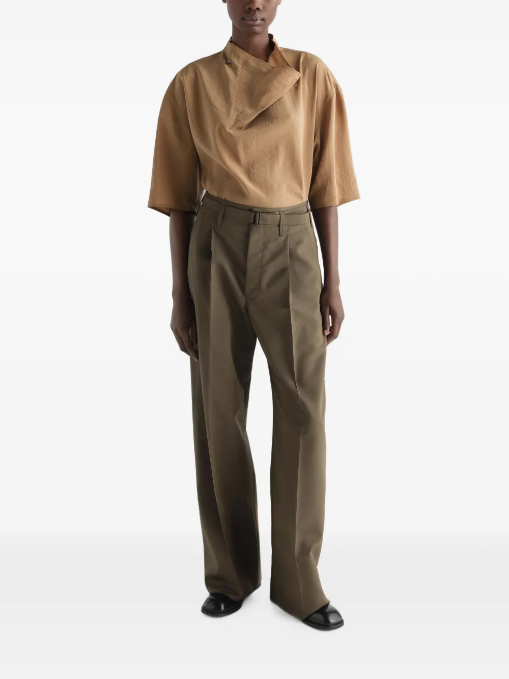 LEMAIRE Top met zachte kraag van zijde Beige