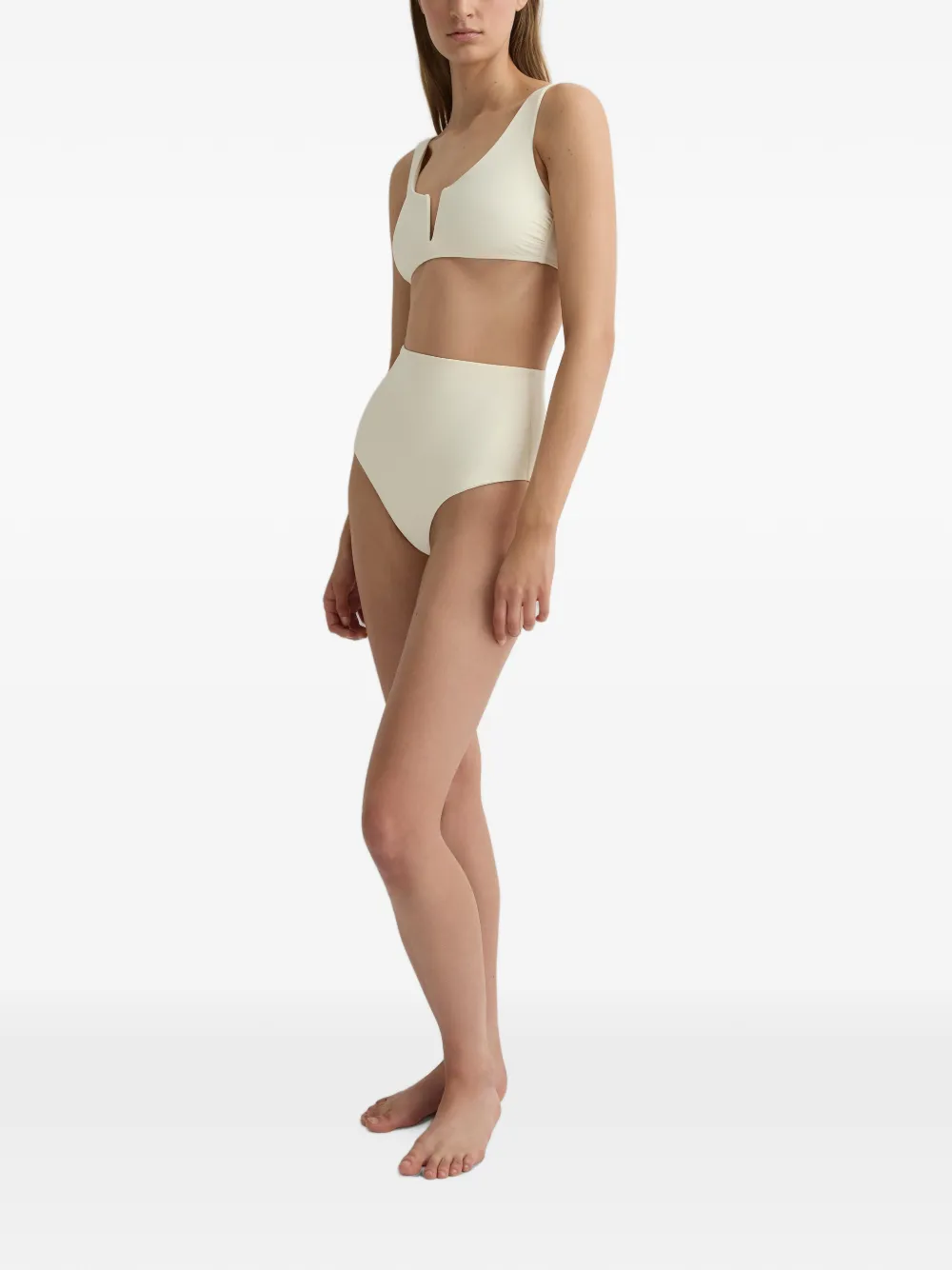 BONDI BORN Verona bikinitop met diepe ronde hals Beige