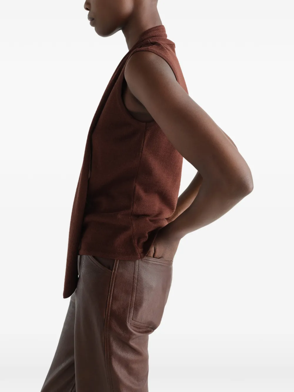 LEMAIRE Mouwloze top Bruin