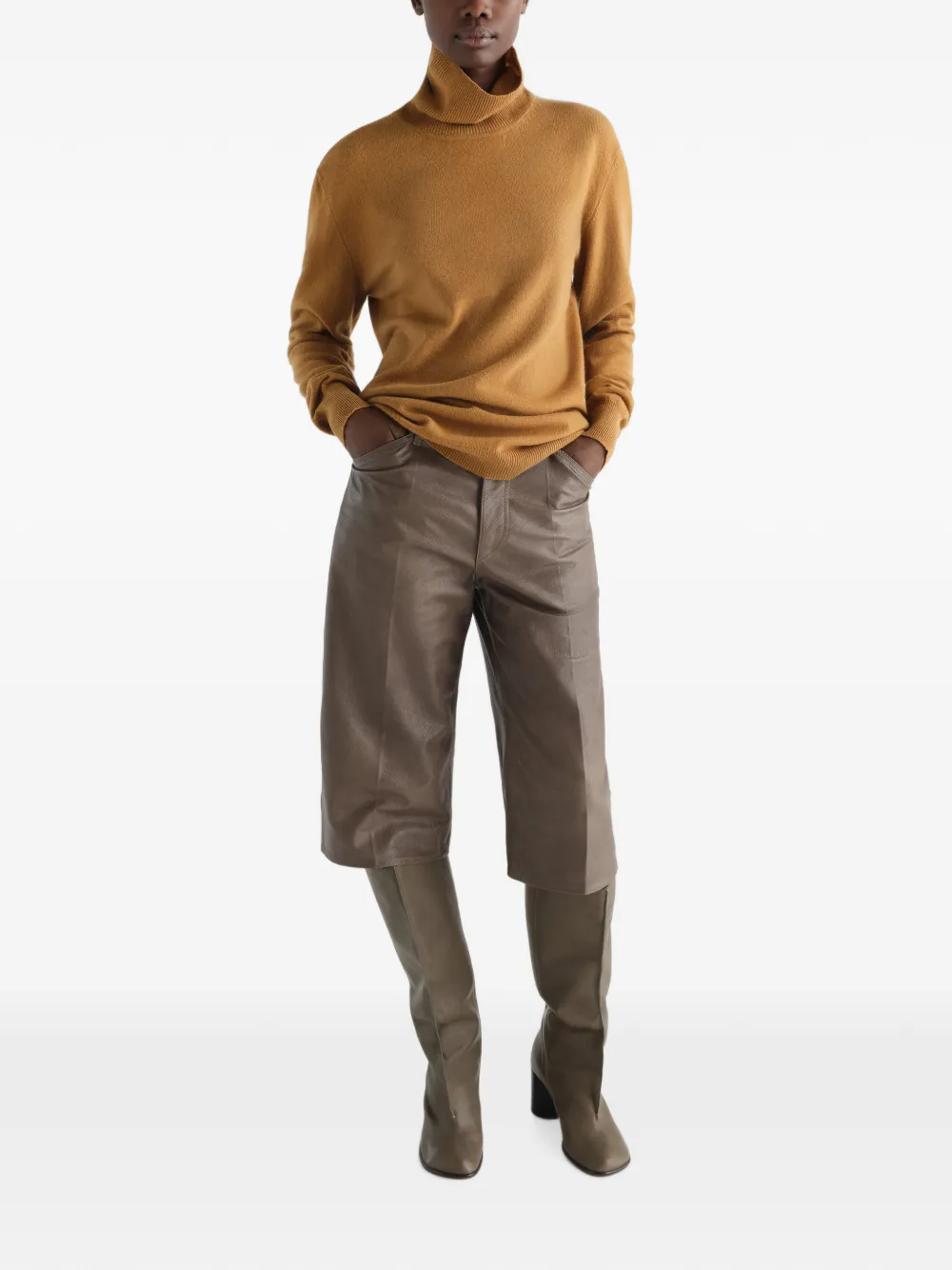 LEMAIRE Kasjmier trui met opstaande kraag Beige