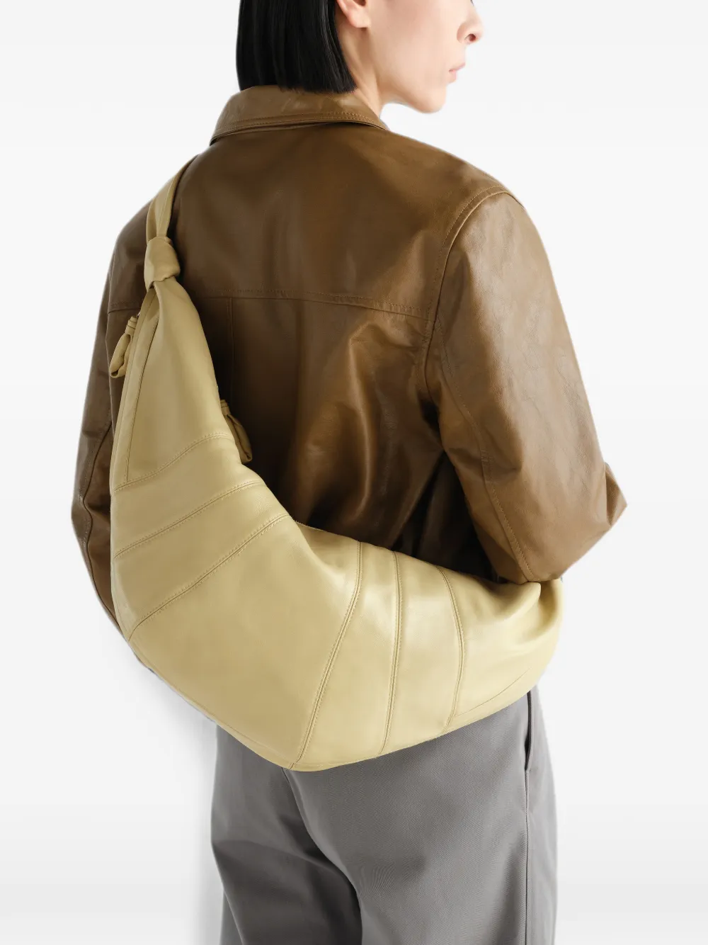 LEMAIRE Grote Croissant leren tas Geel