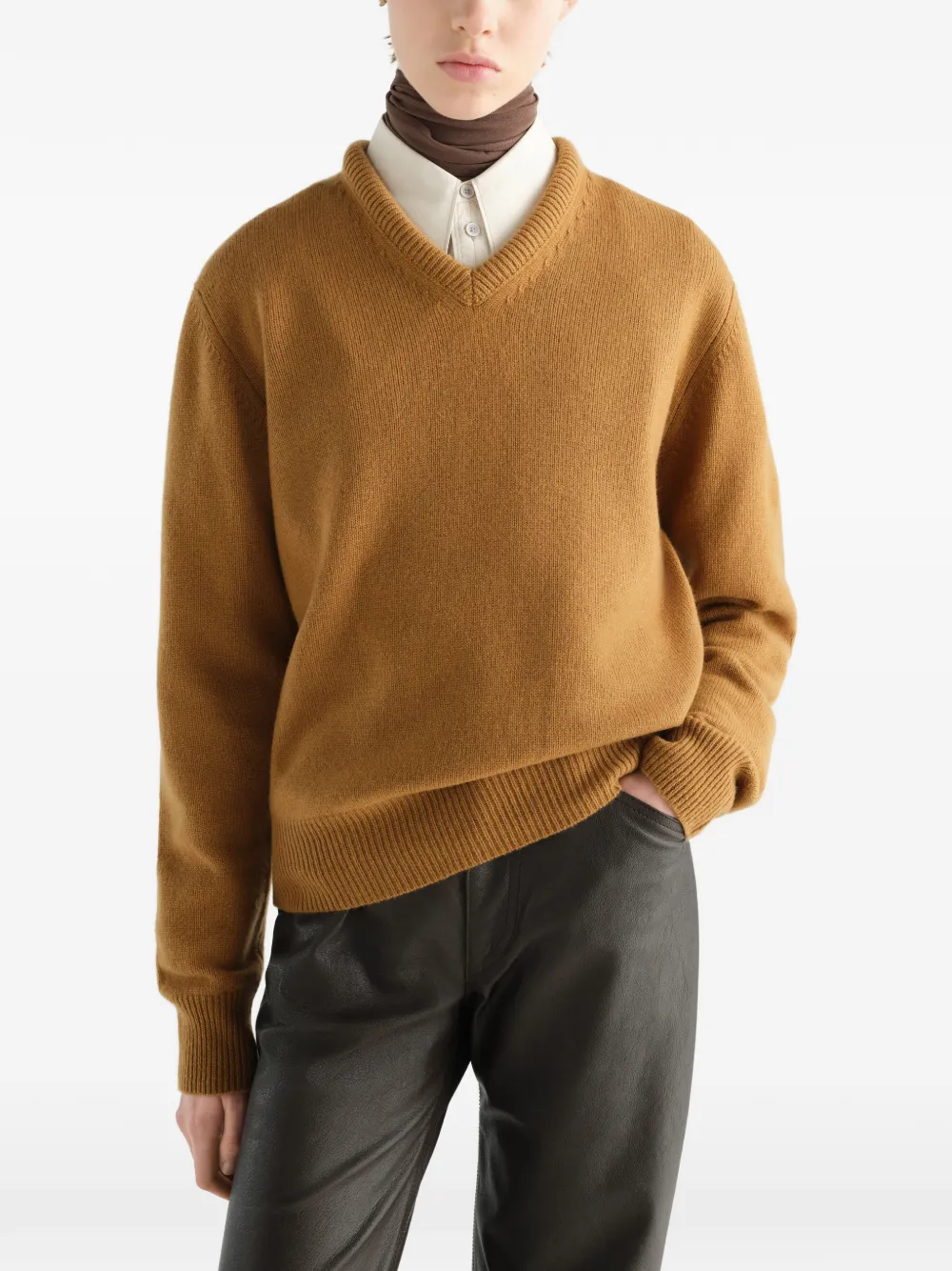 LEMAIRE Trui van kasjmier met V-hals Beige