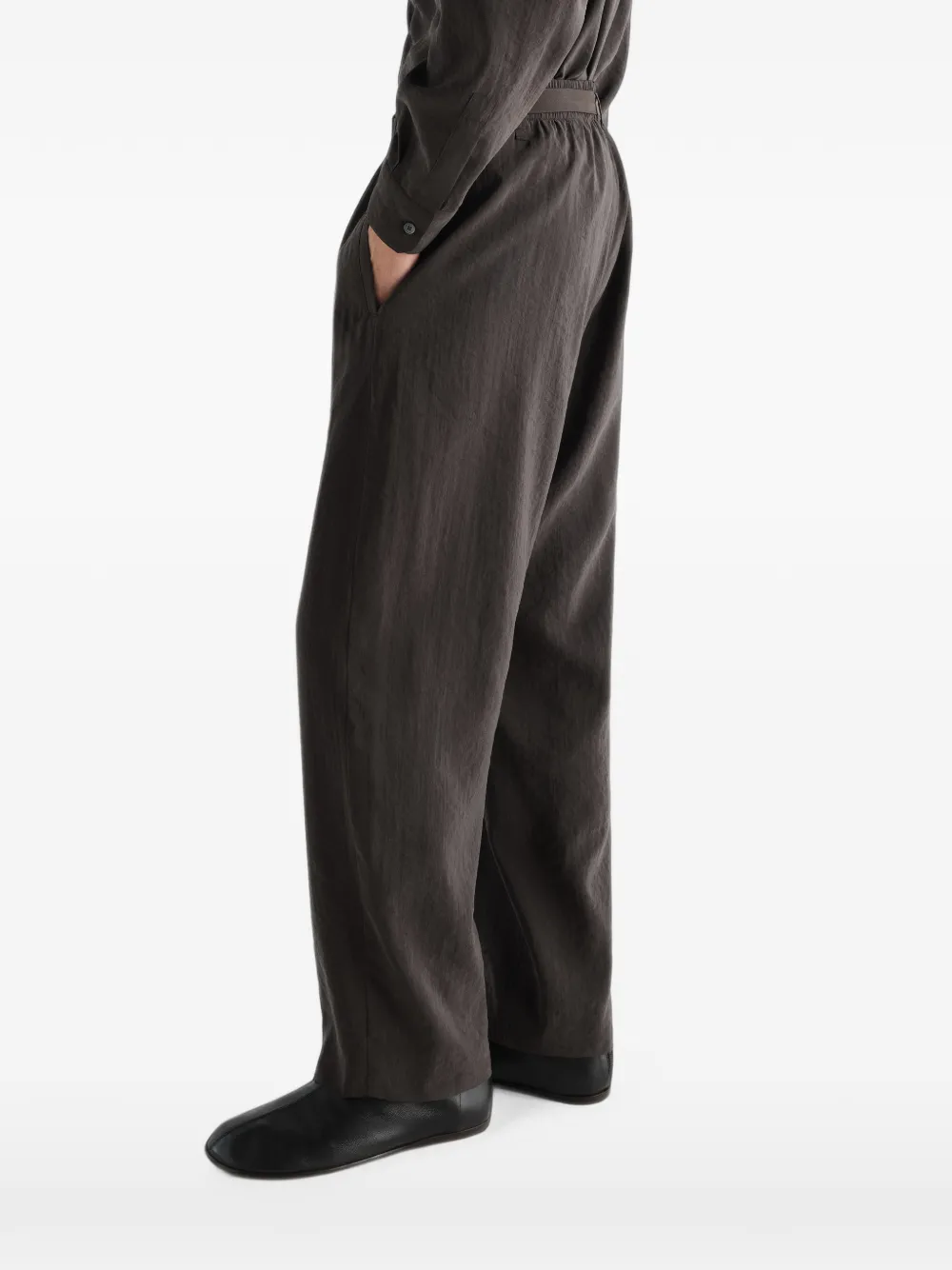 LEMAIRE Belted Relaxed Trousers in Dry Silk in Brown, view 5