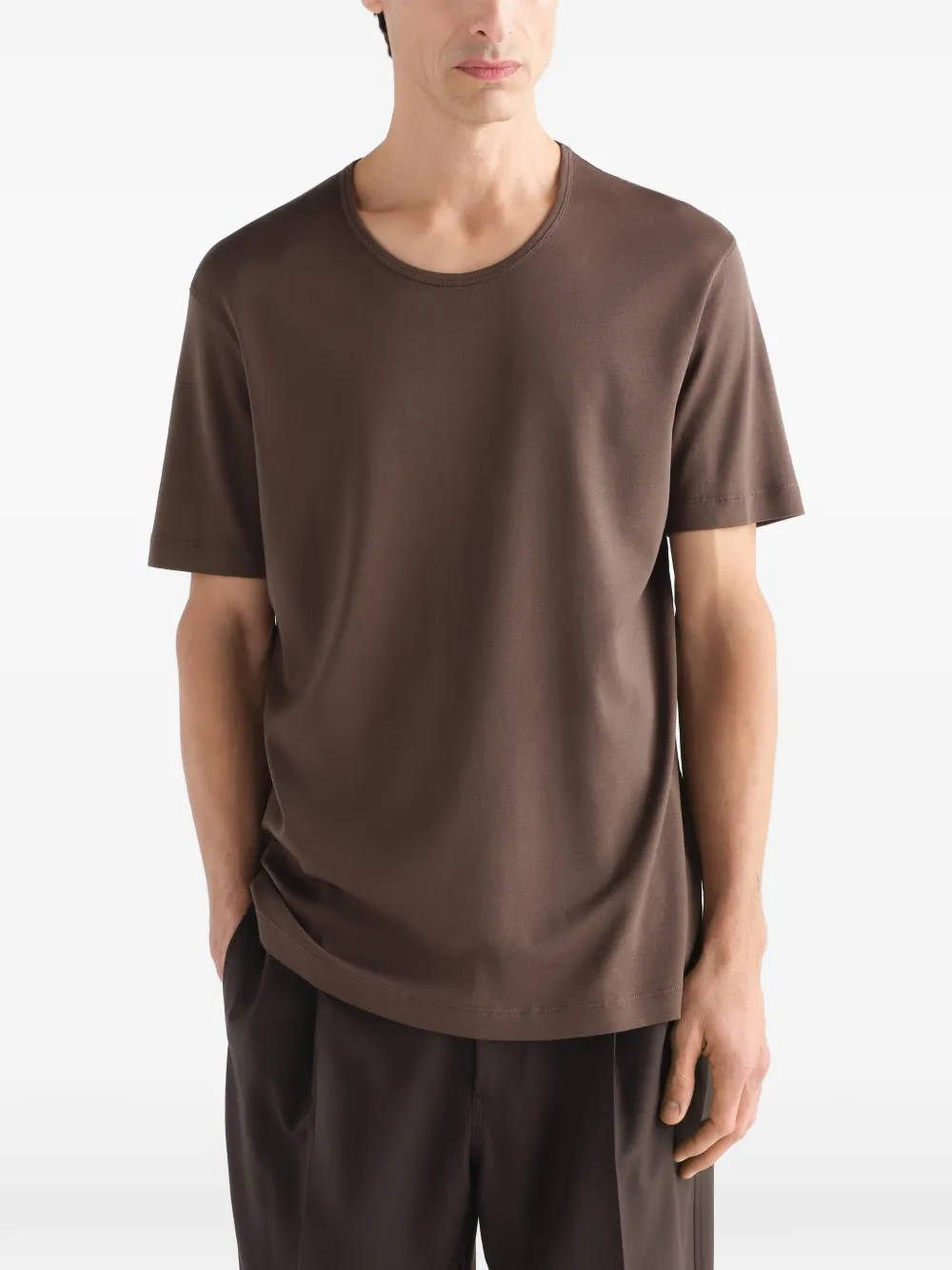 LEMAIRE Geribbeld jersey T-shirt met diepe ronde hals Bruin