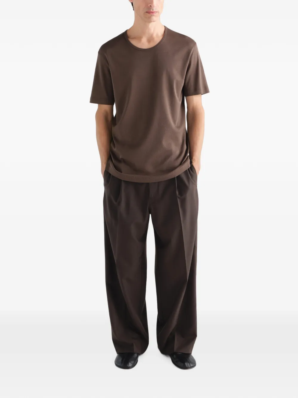 LEMAIRE Geribbeld jersey T-shirt met diepe ronde hals Bruin