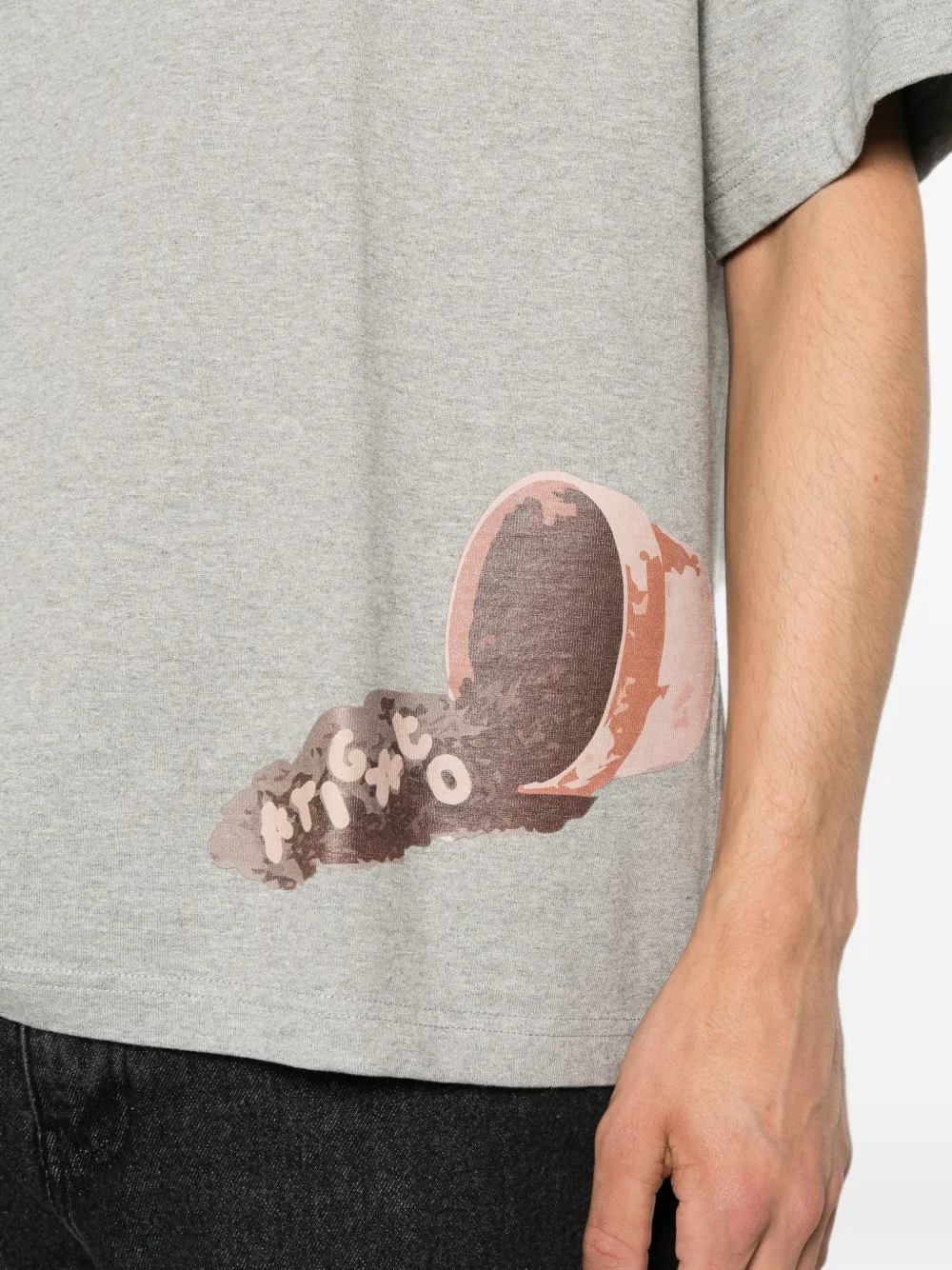 Axel Arigato Fallen katoenen T-shirt met grafische print Grijs