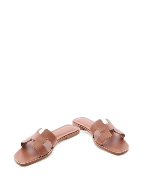 Hermès Pre-Owned 2010s Oran flat sandals