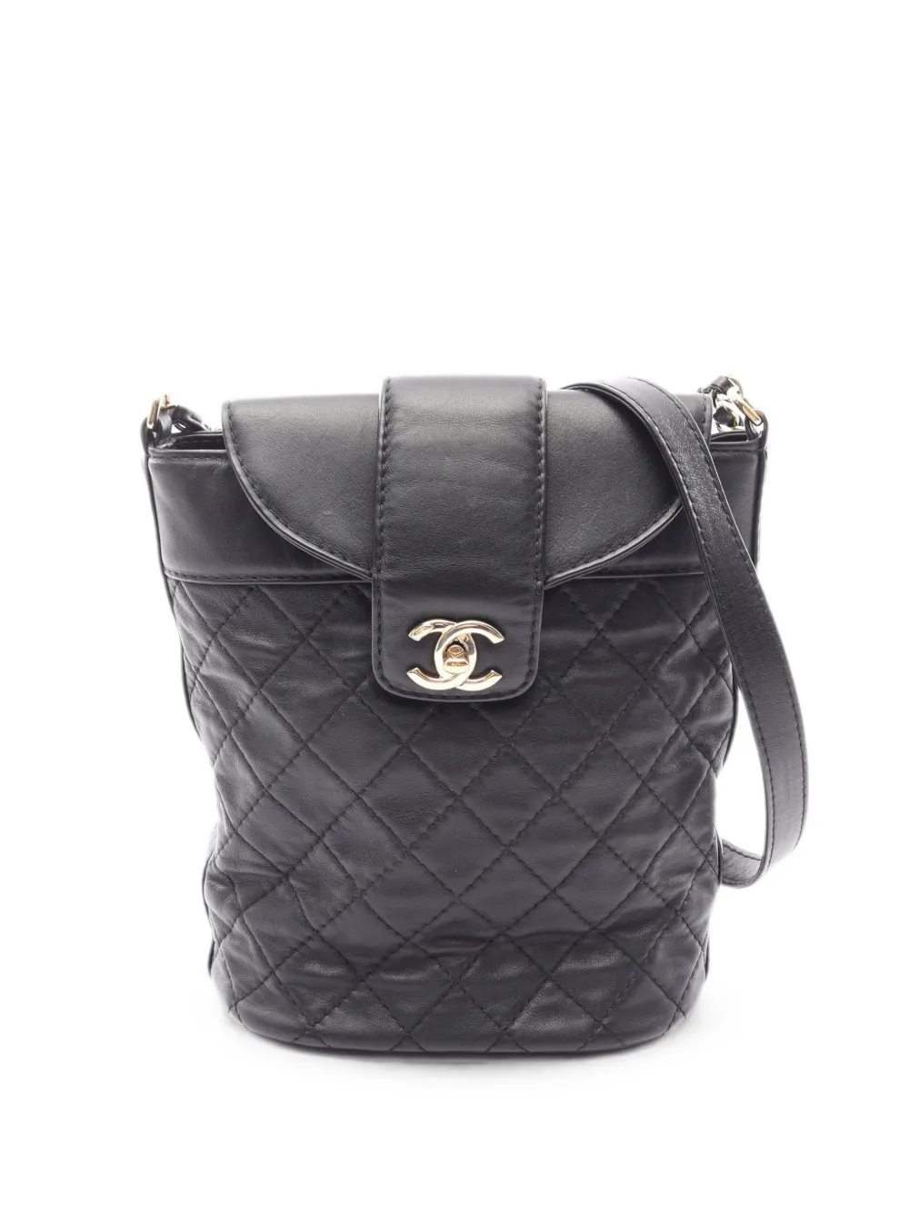 CHANEL Pre-Owned 2019 diamond-quilted matelassé shoulder bag - Black
