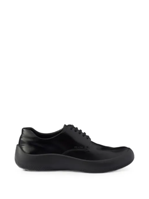 Prada zapatos de piel con cordones