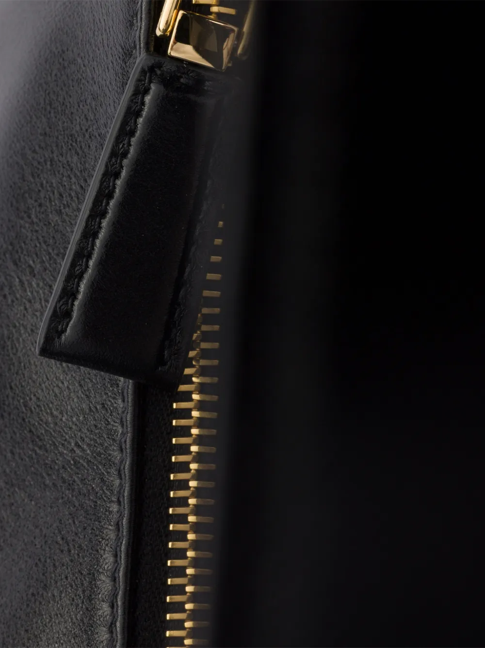 Prada Medium Aimée leren schoudertas Zwart