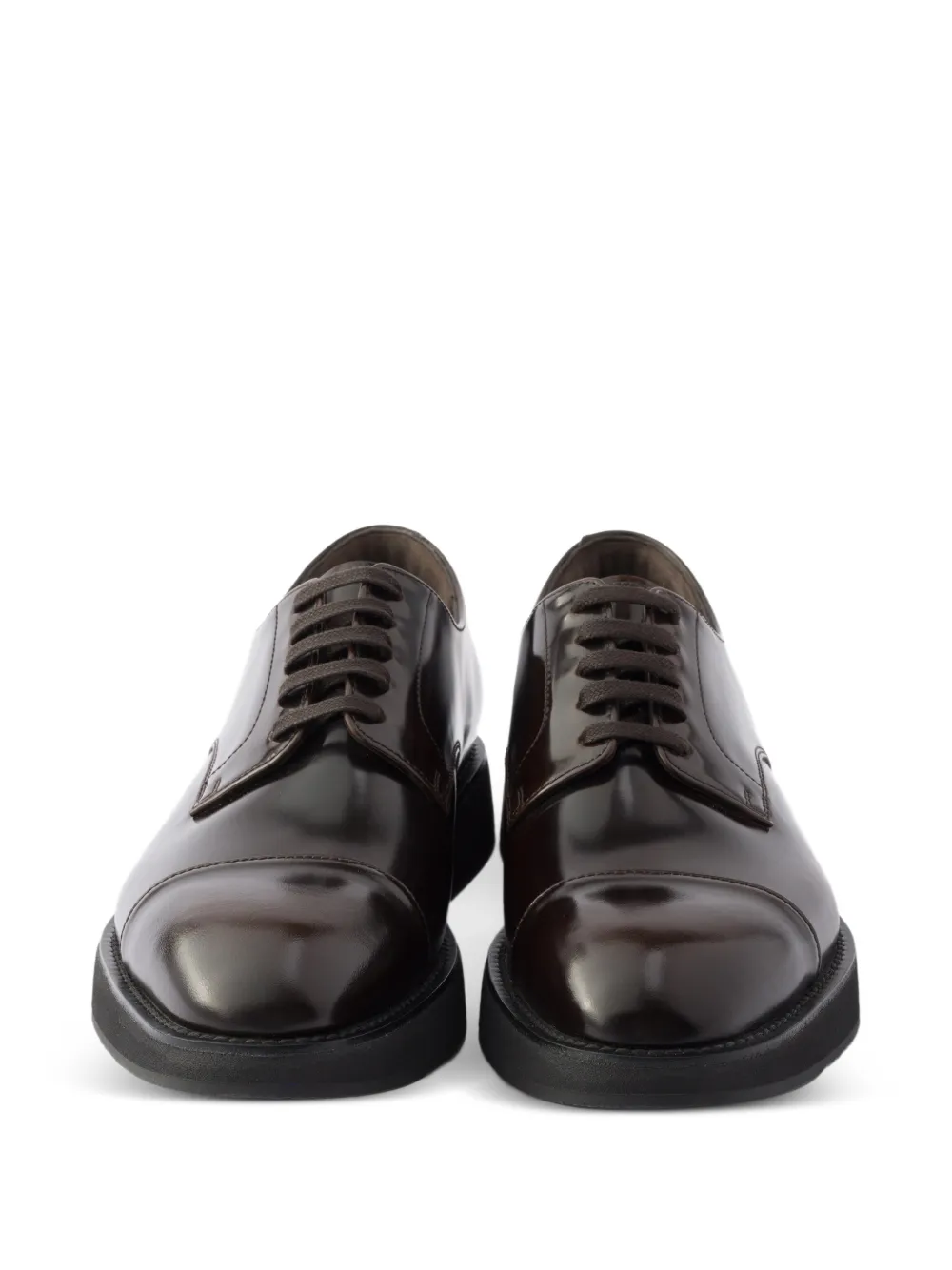 Prada Geborstelde leren veterschoenen Bruin