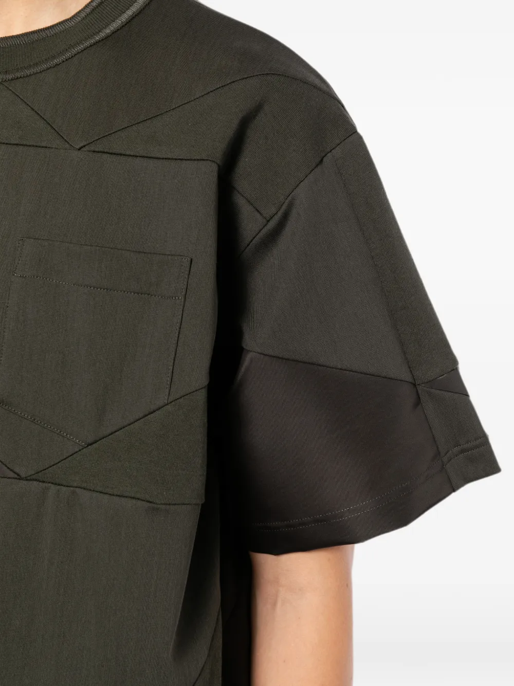 sacai T-shirt met katoenen patchwork Groen