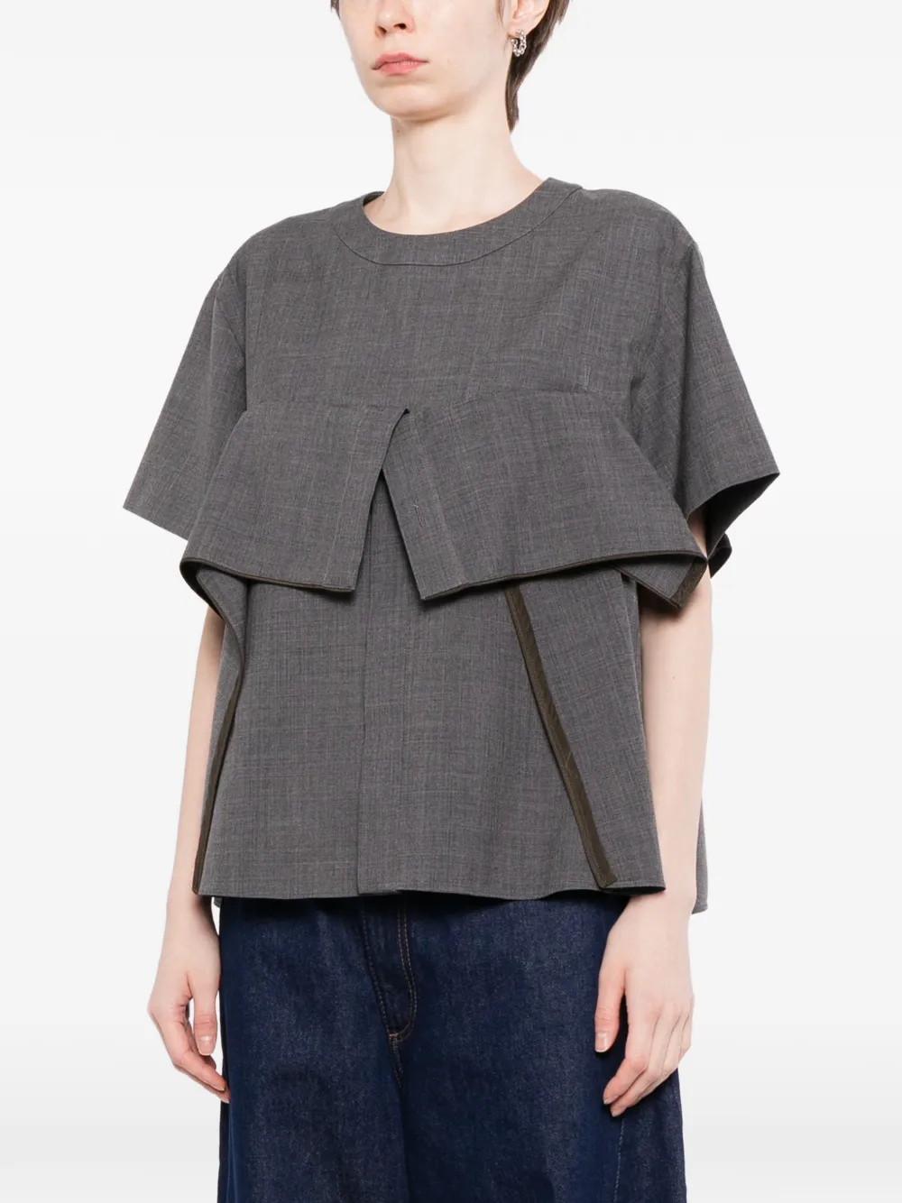 sacai ruffled short-sleeve top Grijs