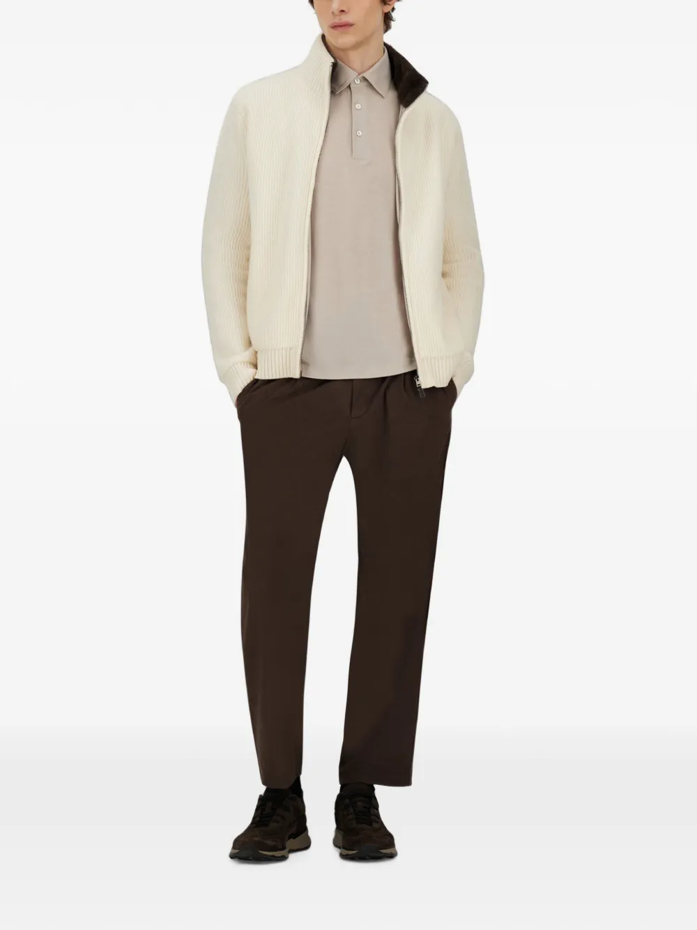 Herno Broek met suède-effect en trekkoord Bruin