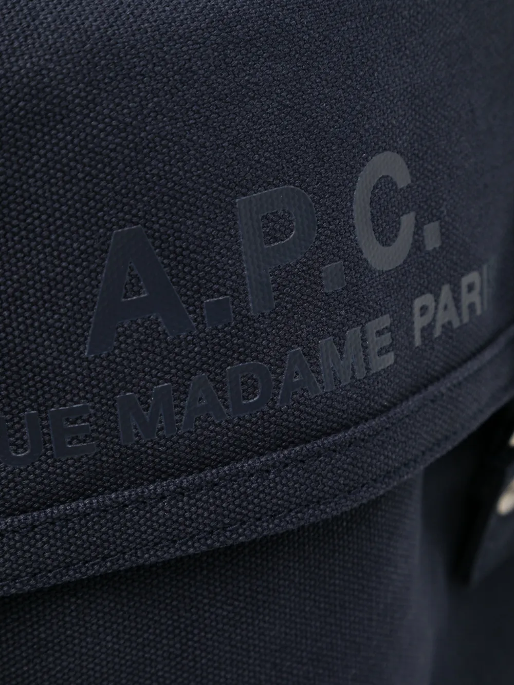 A.P.C. Recuperation tas Blauw