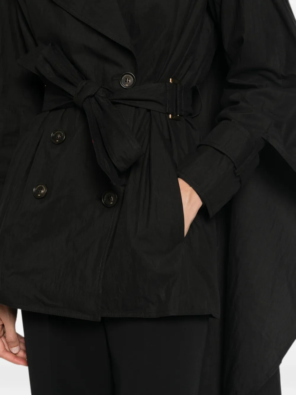Elisabetta Franchi Jas met cape en ceintuur Zwart