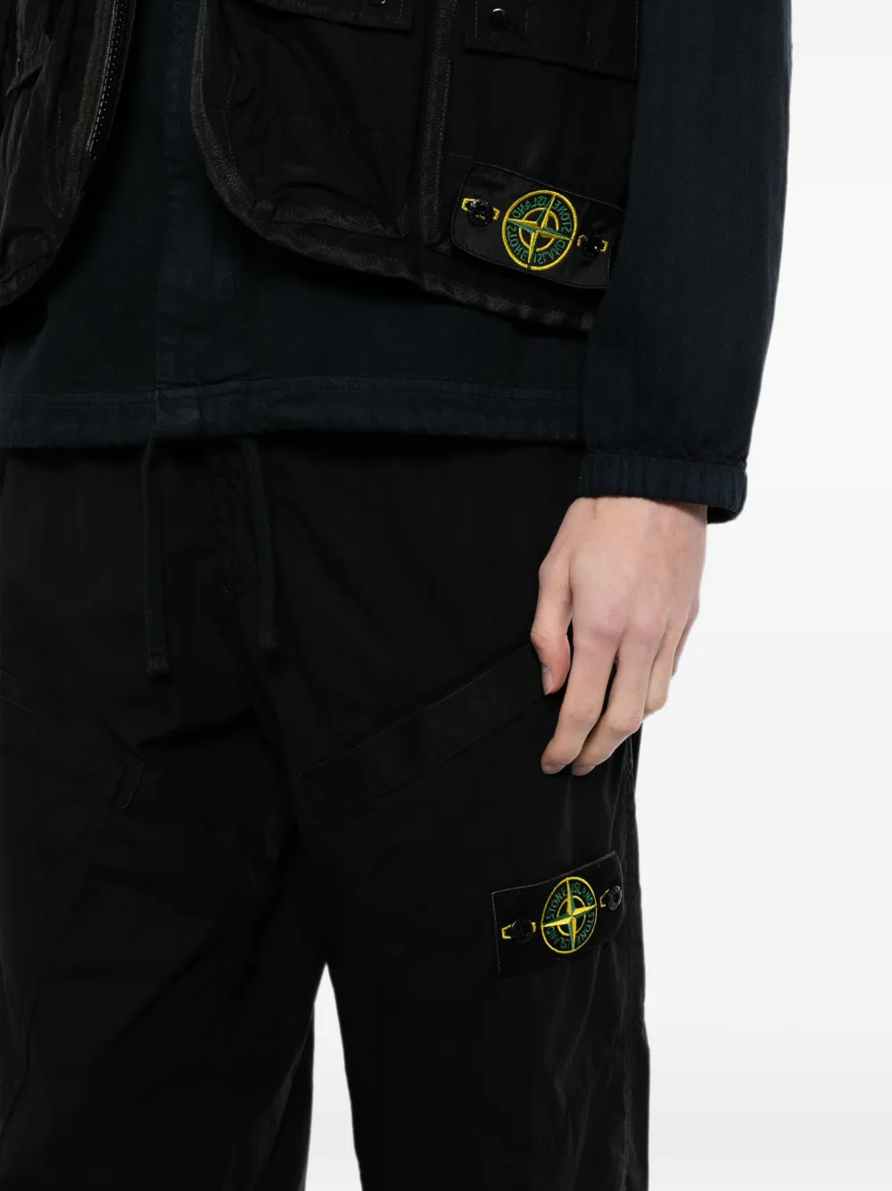 Stone Island Cargo broek met Compass-logopatch Zwart