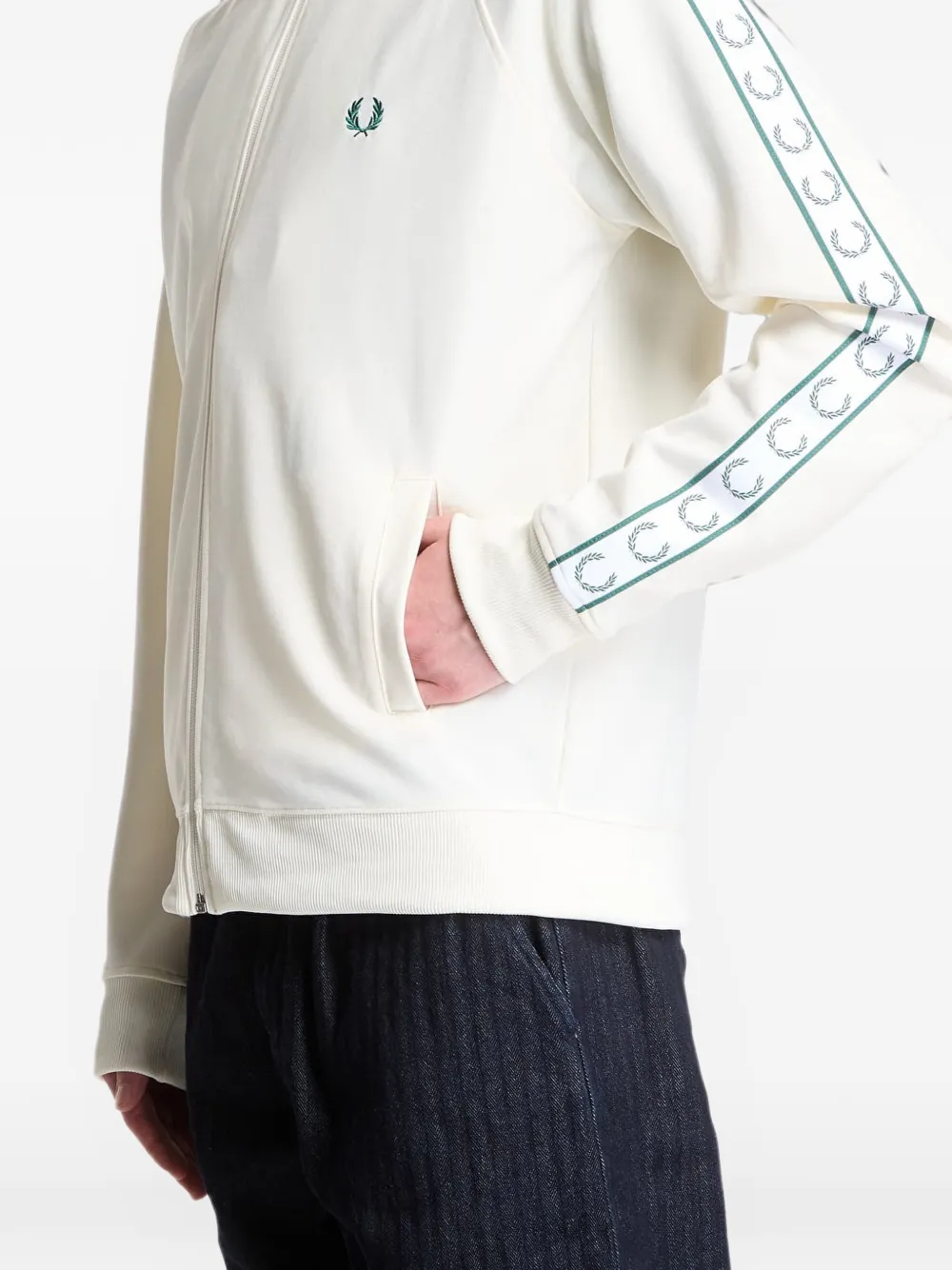 Fred Perry Trainingsjack met geborduurd logo en banddetail Wit