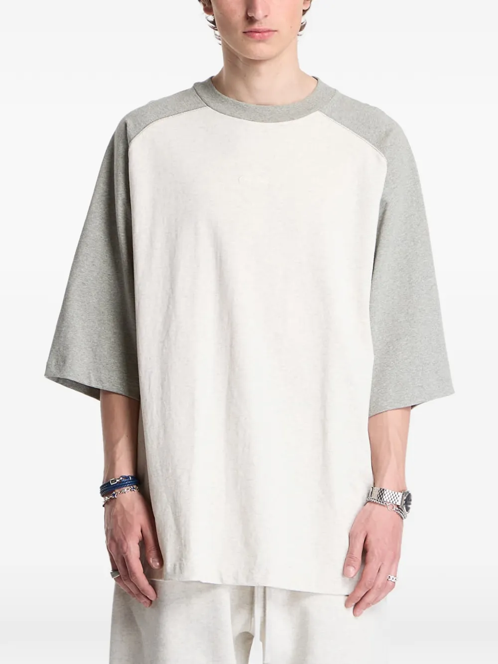 FEAR OF GOD ESSENTIALS T-shirt Signature con maniche raglan - Toni neutri