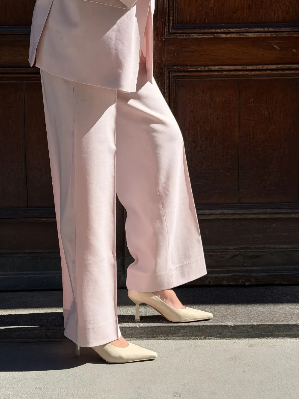 Notabene Emmy 70 lakleren pumps met vierkante neus Beige