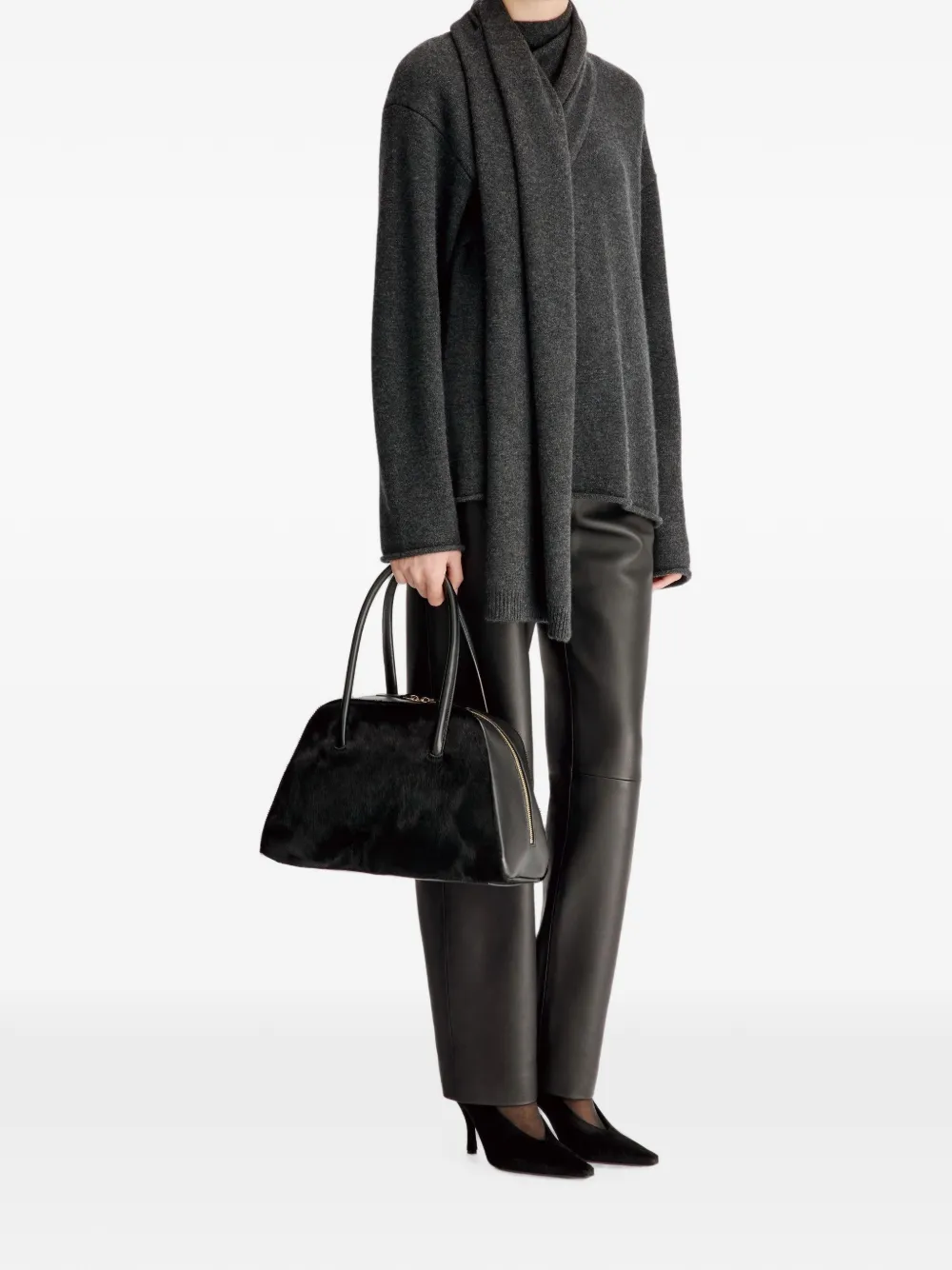LouLou de Saison Frances asymmetrische trui met sjaaldetail Grijs