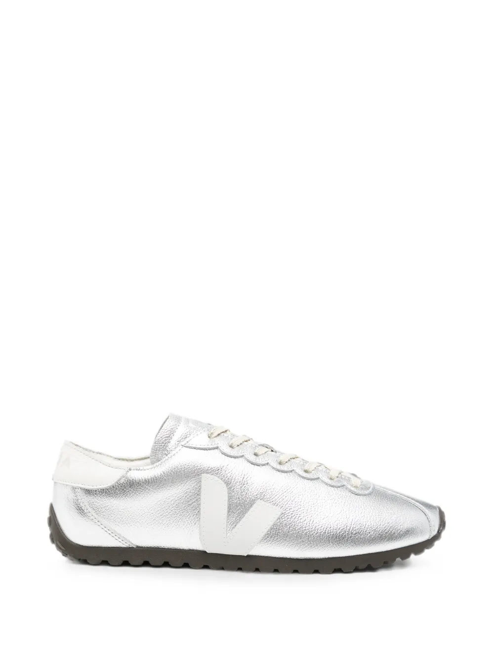 VEJA Cateyes metallic-leather sneakers Zilver