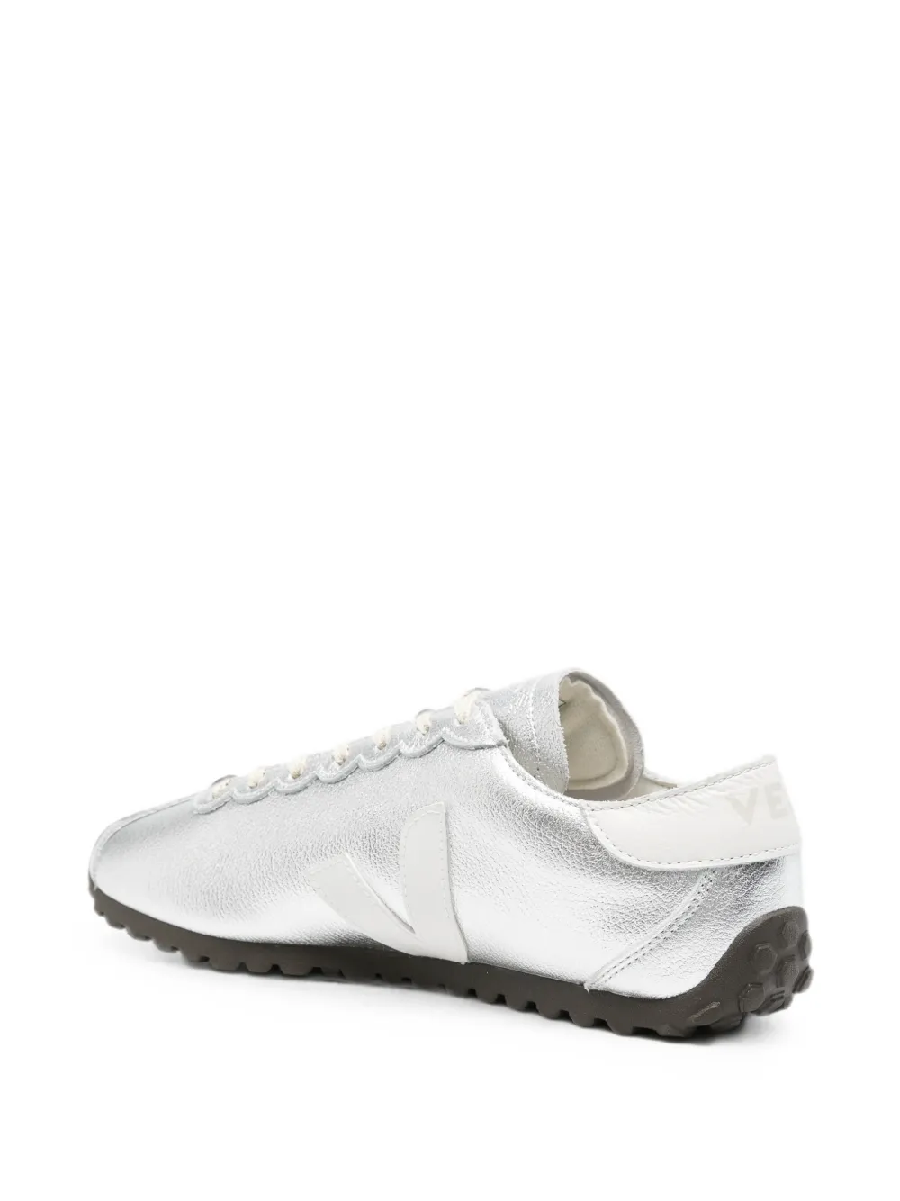 VEJA Cateyes metallic-leather sneakers Zilver