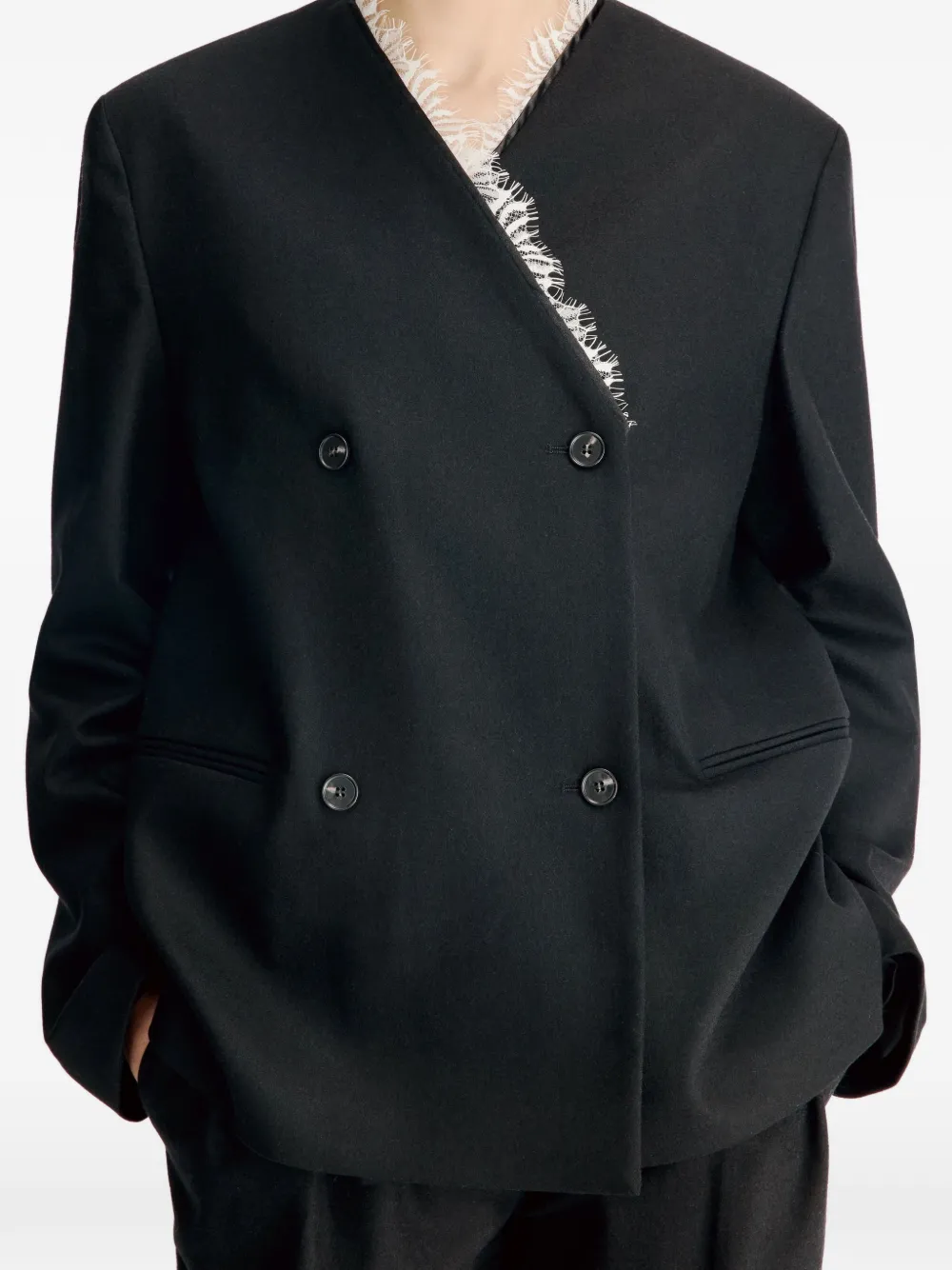 LouLou de Saison Leandra blazer met dubbele rij knopen en kanten afwerking Zwart