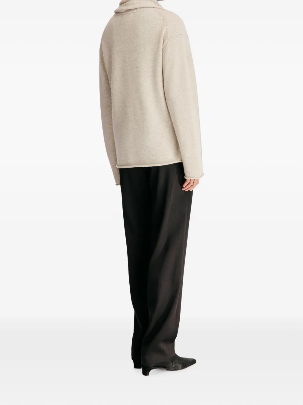 LouLou de Saison Frances kasjmier trui met sjaaldetail Beige
