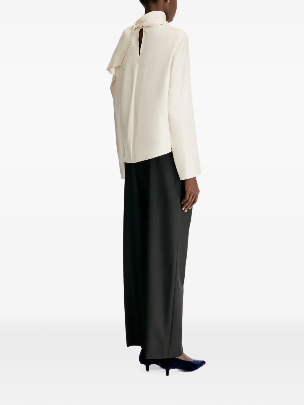 LouLou de Saison Gala zijden blouse met gedrapeerd detail Beige