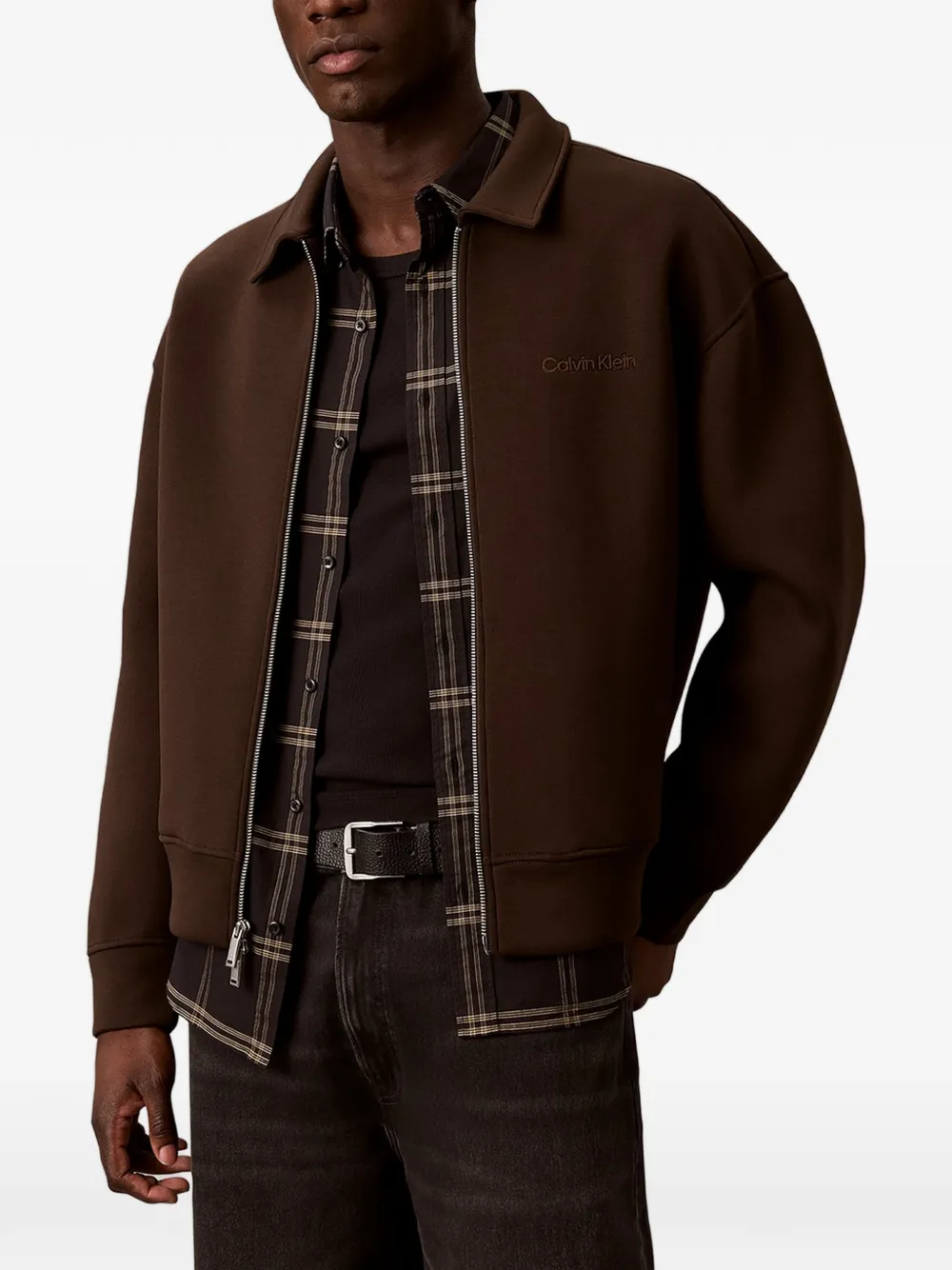 Calvin Klein Jack met geborduurd logo en rits Bruin