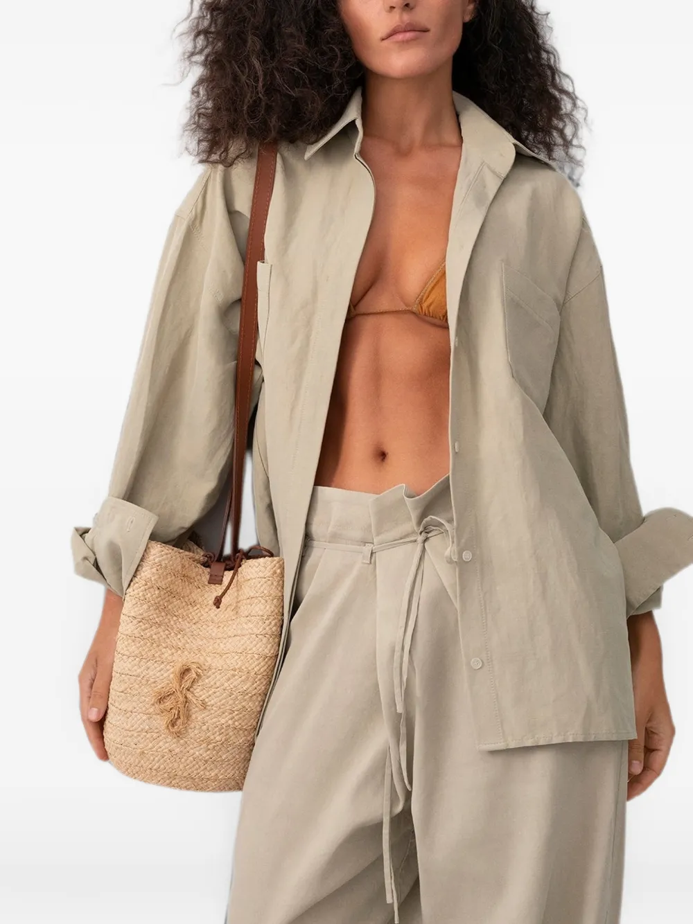 Ruslan Baginskiy Geweven stro bucket-tas Beige