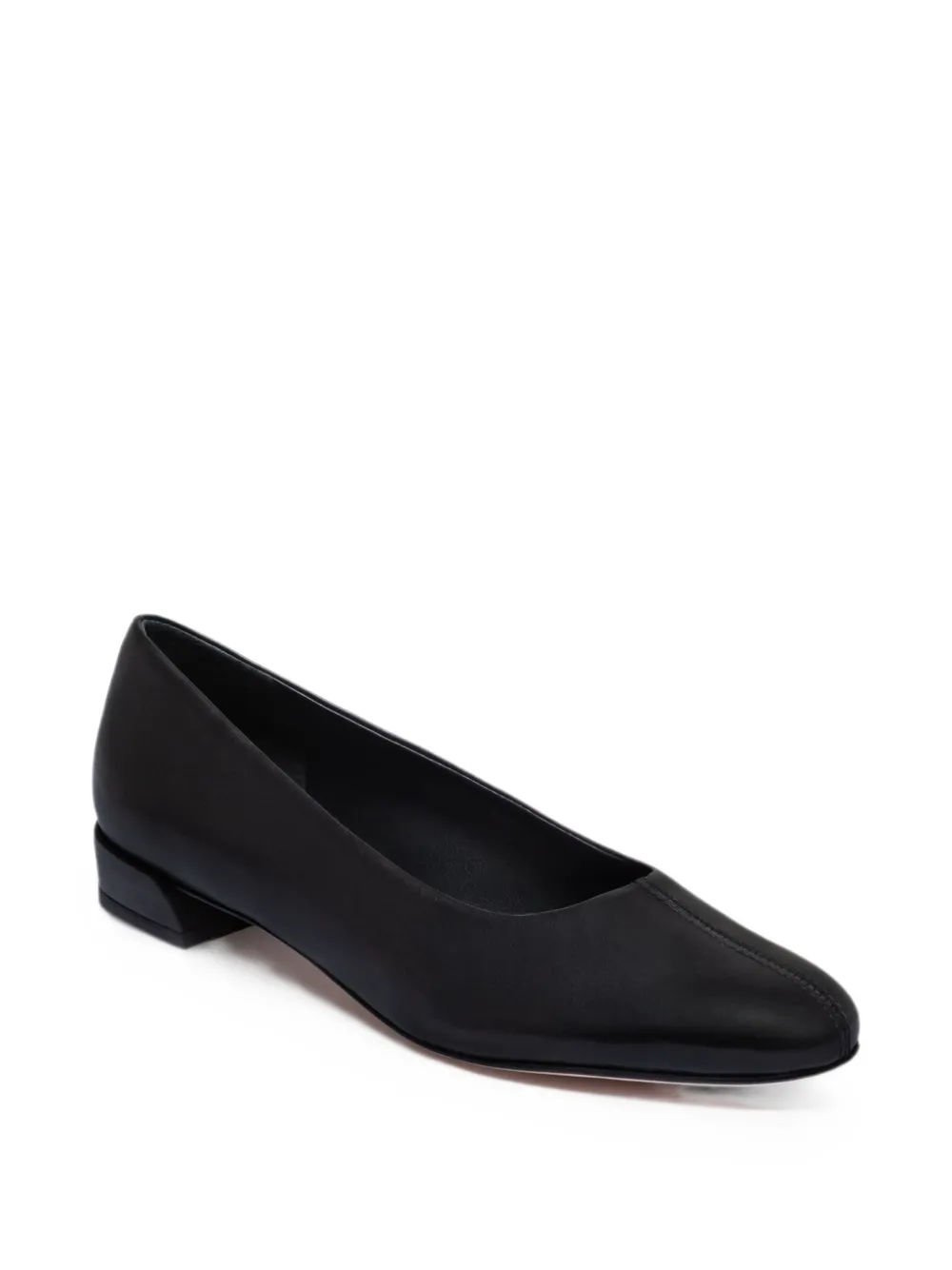 Bernardo Nero pumps met naaddetail Zwart