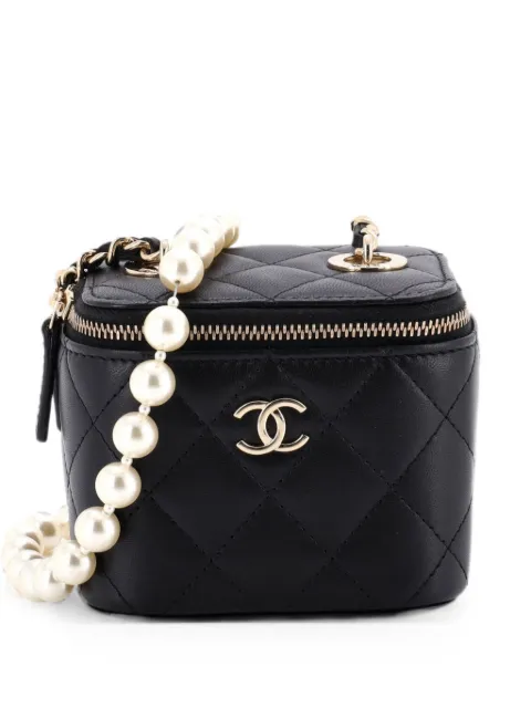 CHANEL Pre-Owned Clutch Vanity Case mini in pelle di agnello trapuntata con catena di perle