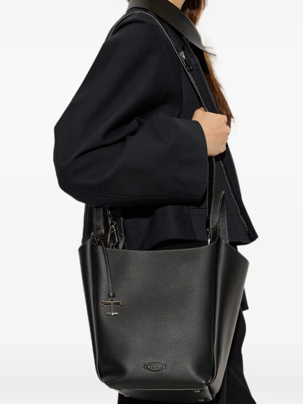 Tod's Kleine bucket-tas van bewerkt leer met logoplakkaat Zwart