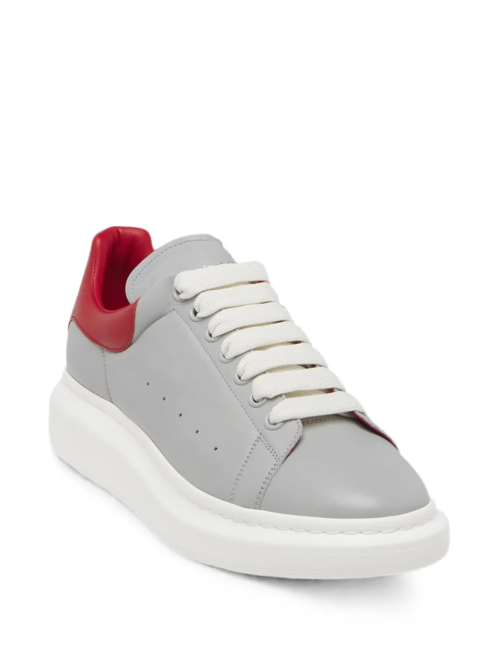Alexander McQueen chunky leather sneakers Grijs