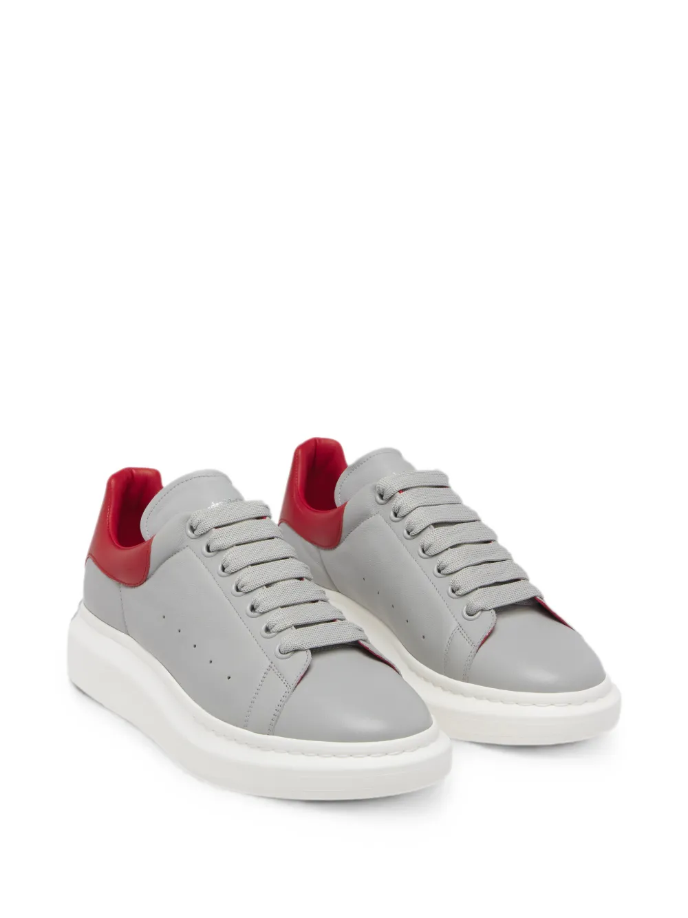Alexander McQueen chunky leather sneakers Grijs