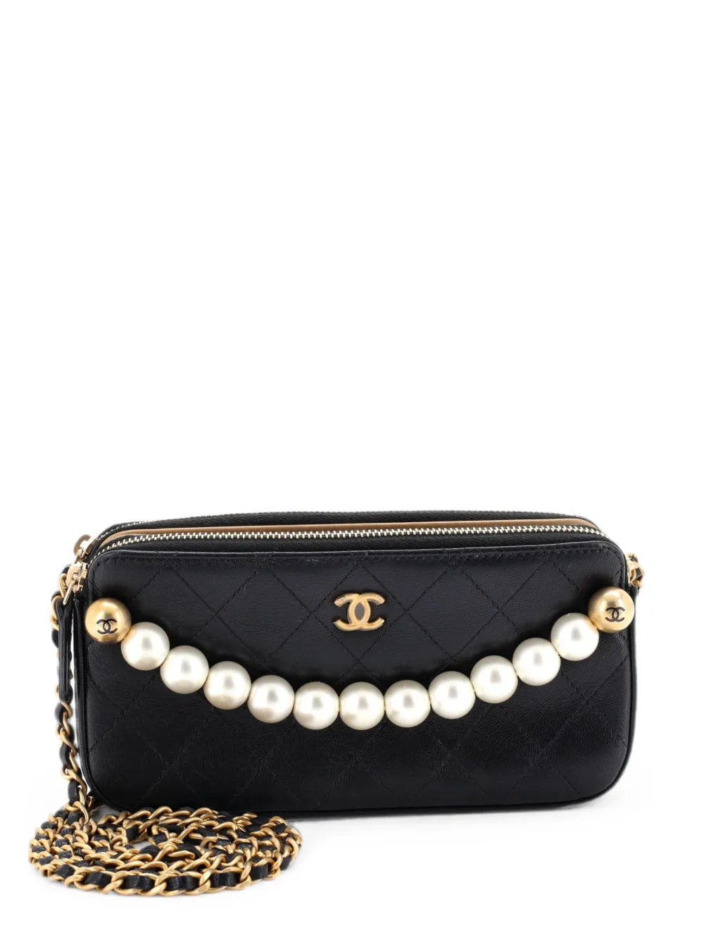 CHANEL Pre-Owned Clutch tonda in pelle di agnello trapuntata con catena e perle - Nero