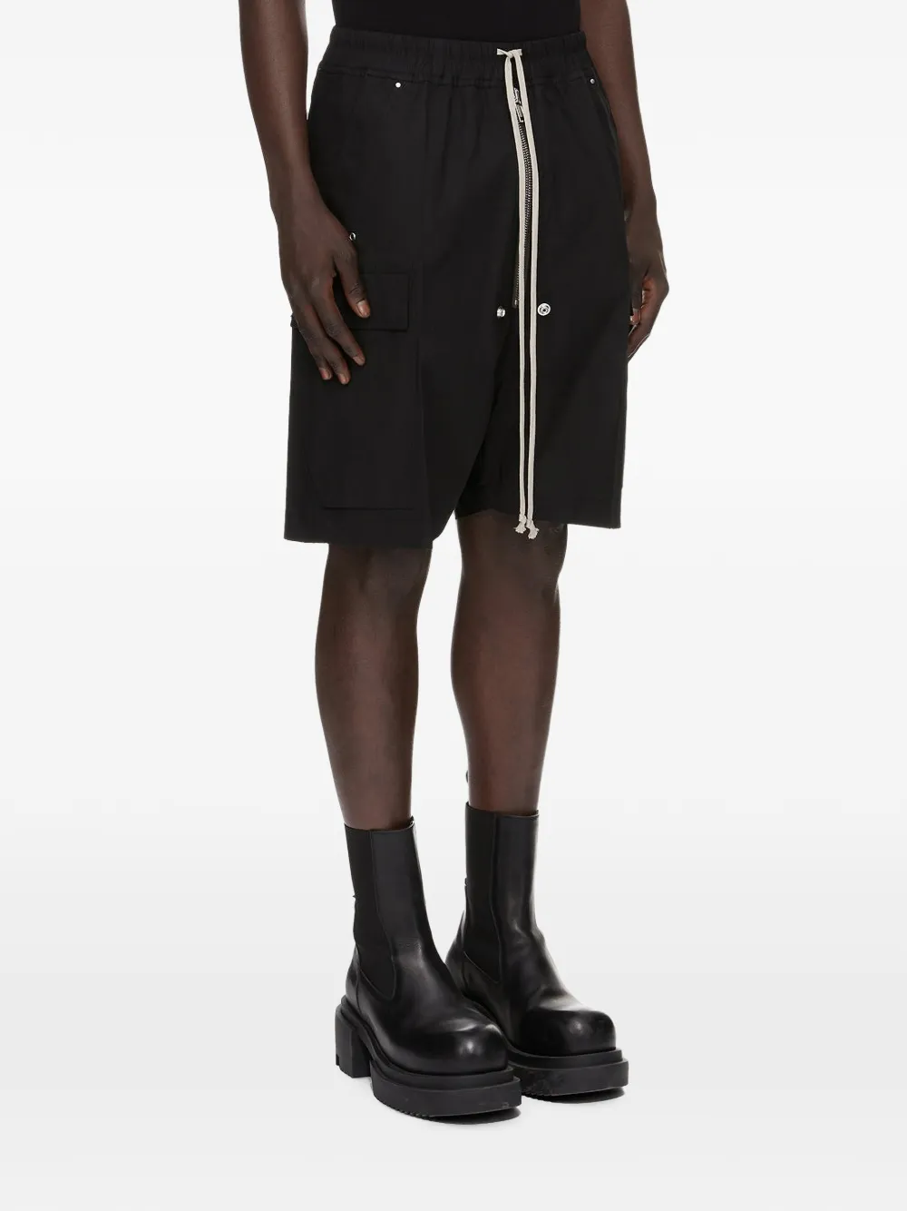 Rick Owens Cargobela cargo shorts met verlaagd kruis Zwart