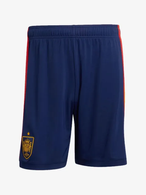 adidas Spain 26 logo-patch shorts