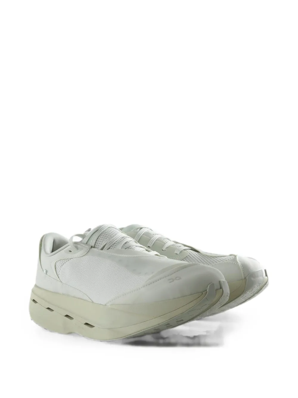 On x PAF Cloudboom Volt Cloudtec sneakers Wit