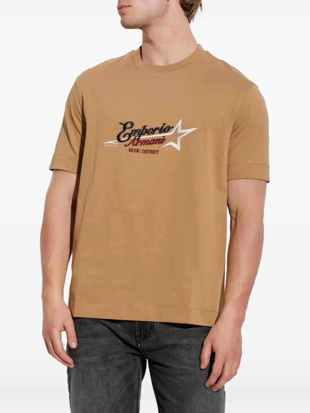 Emporio Armani T-shirt met geborduurd logo Beige