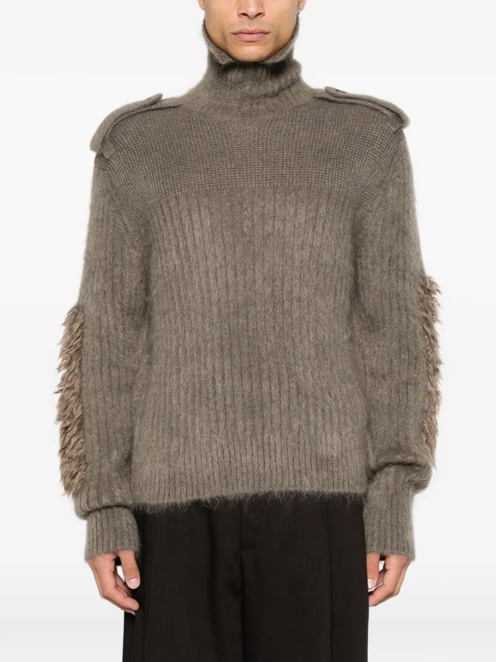 Burberry Trui met afwerking van imitatiebont en epauletten Beige