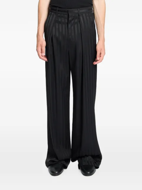 Ann Demeulemeester pantalones plisados con rayas estampadas