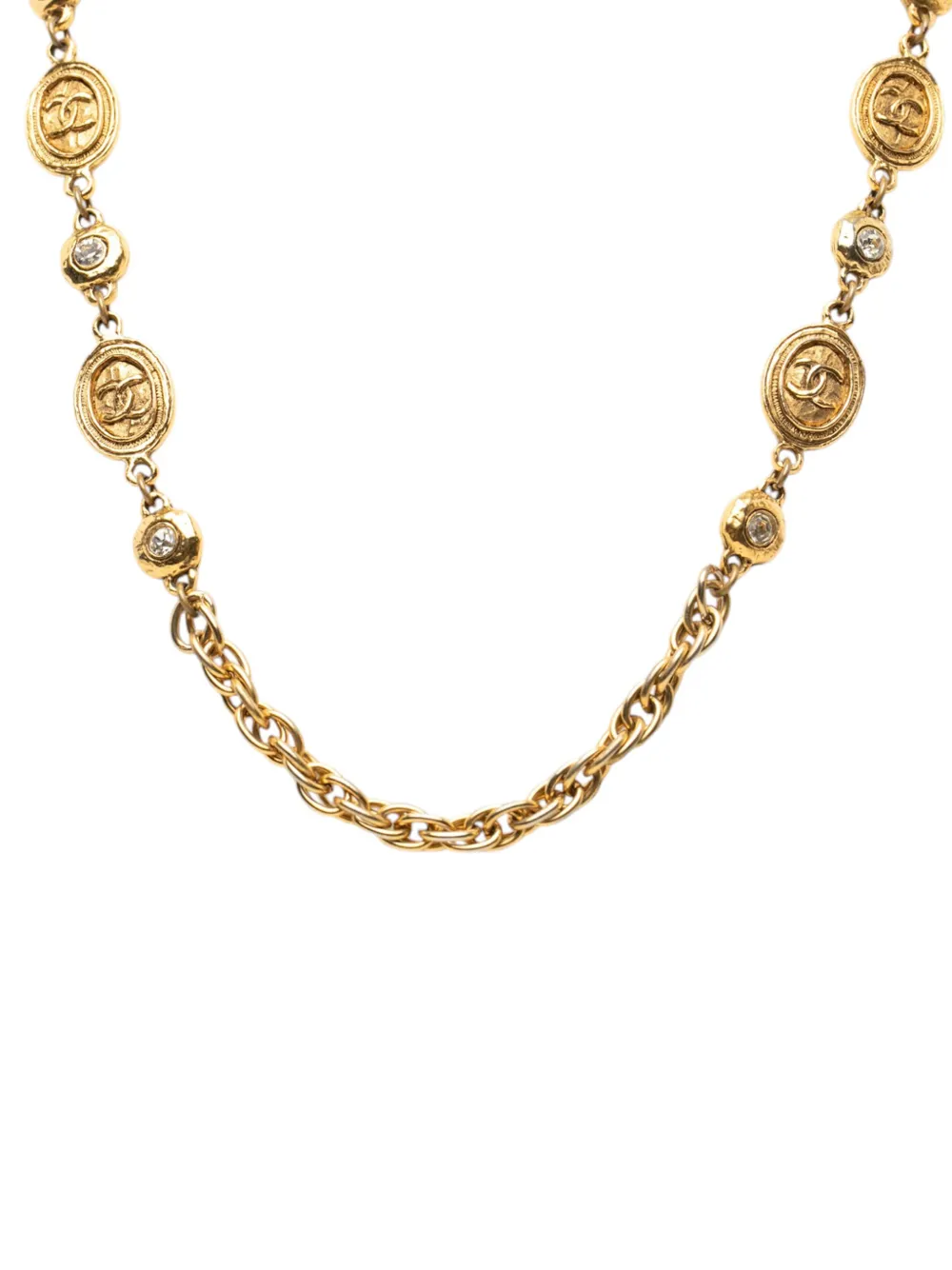 CHANEL Pre-Owned 1970-1980 CC Gold Plated Strass Medallions Pendant Necklace costume necklace - Oro