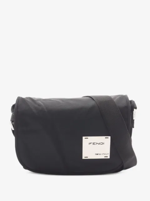 Fendi Pre-Owned 2000s logo-plate shoulder bag