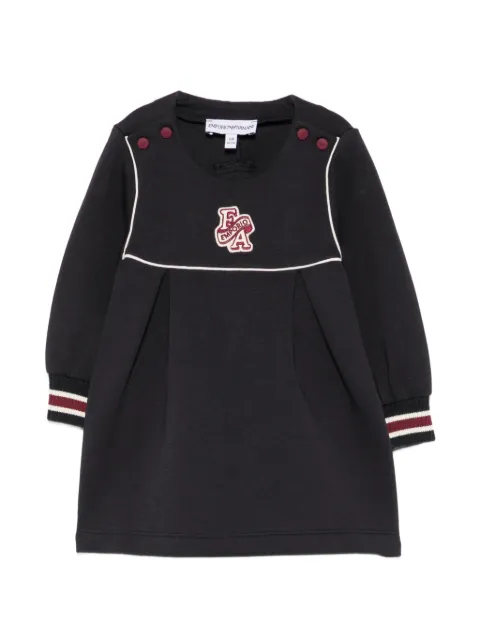 Emporio Armani Kids vestido con parche del logo