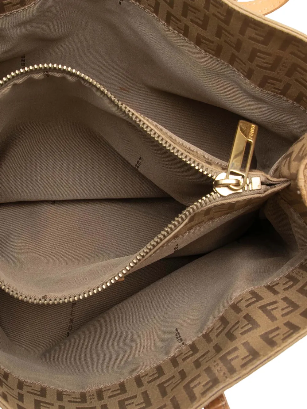 Fendi Pre-owned 2000-2010 Zucchino Canvas Shopping Tote Bag in Neutrals, view 5